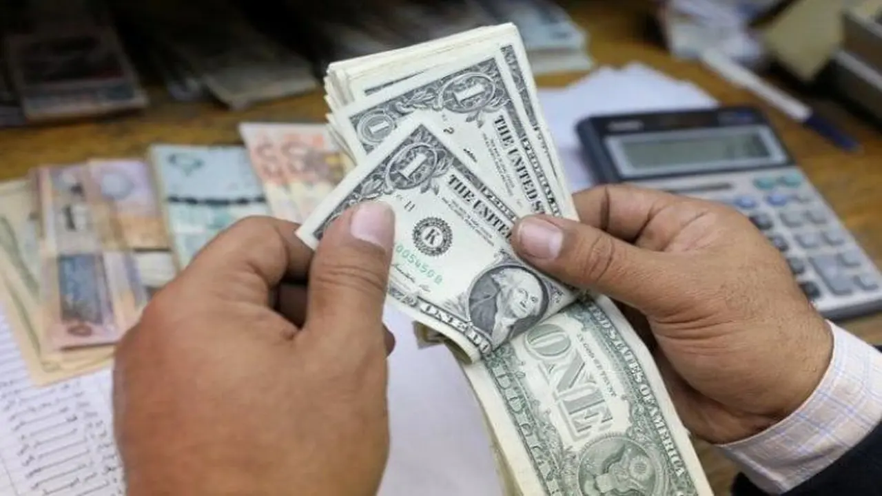 سعر الدولار مقابل الجنيه في بنك مصر خلال تعاملات الجمعة 13 مارس